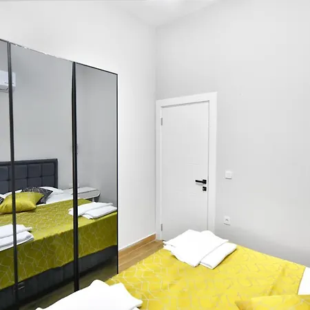 Apart Otel Red Moon