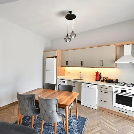 Red Moon 4* فتحية