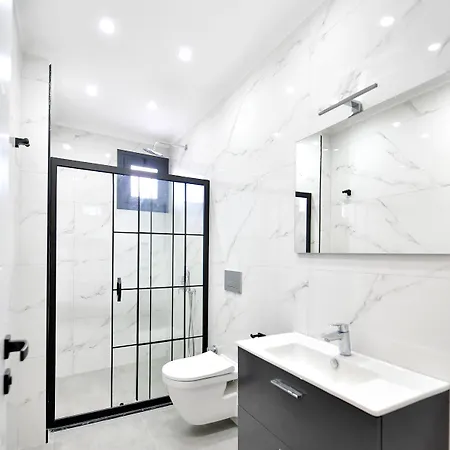 Red Moon フェティエ