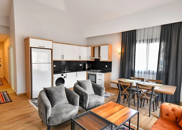 Red Moon Φετιγιέ